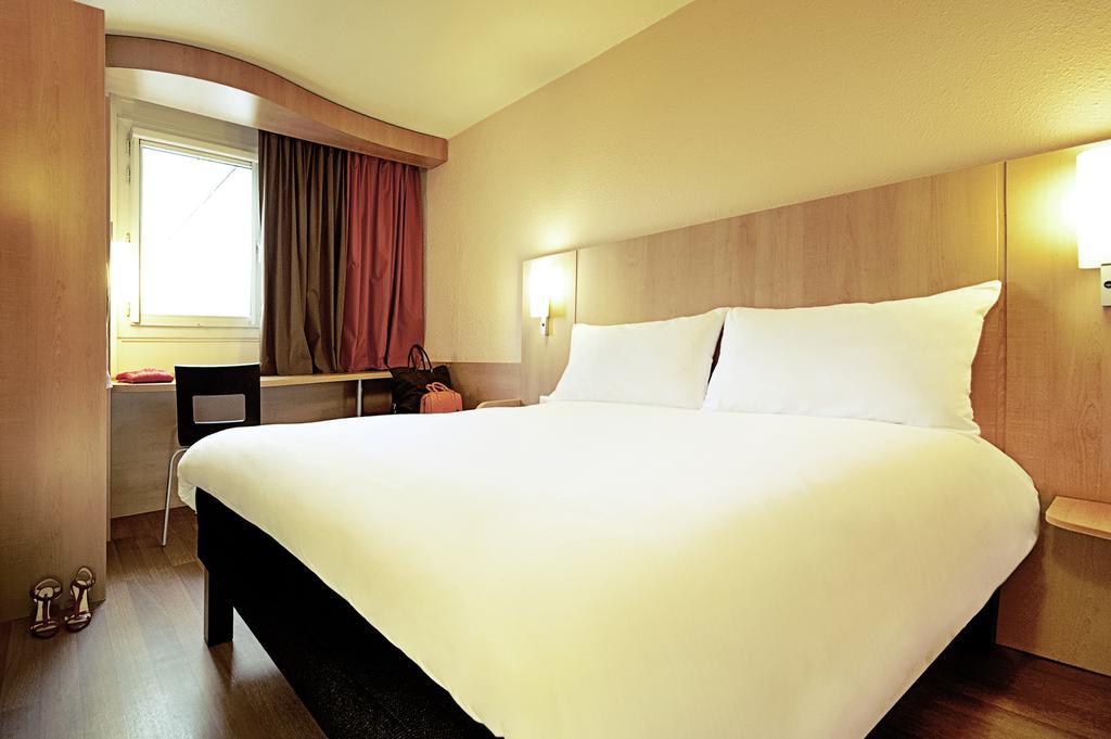 Hotel ibis Marseille Provence Aéroport Marignane Esterno foto